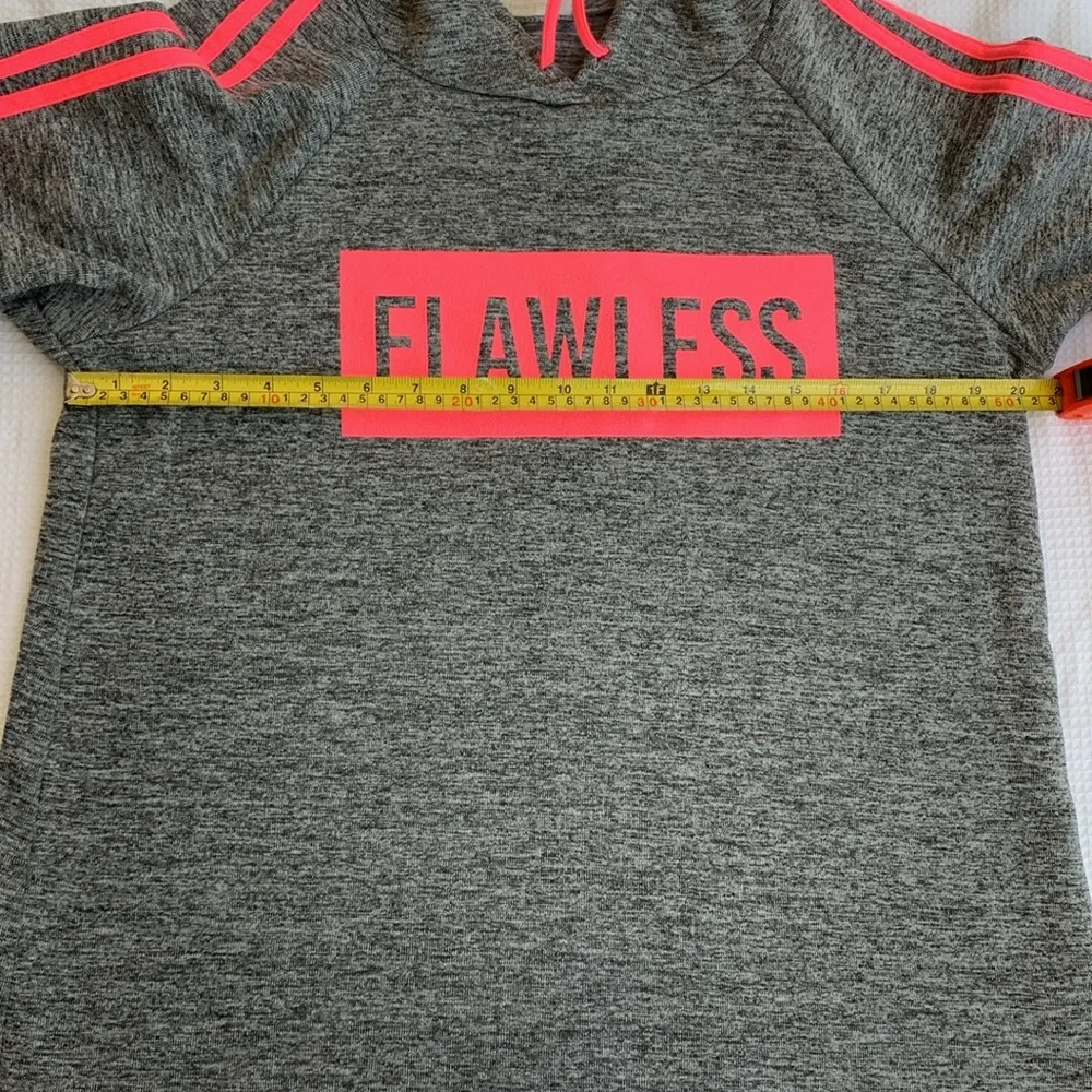 Free kisses plus size  sweatshirt  1X - Picture 8 of 10